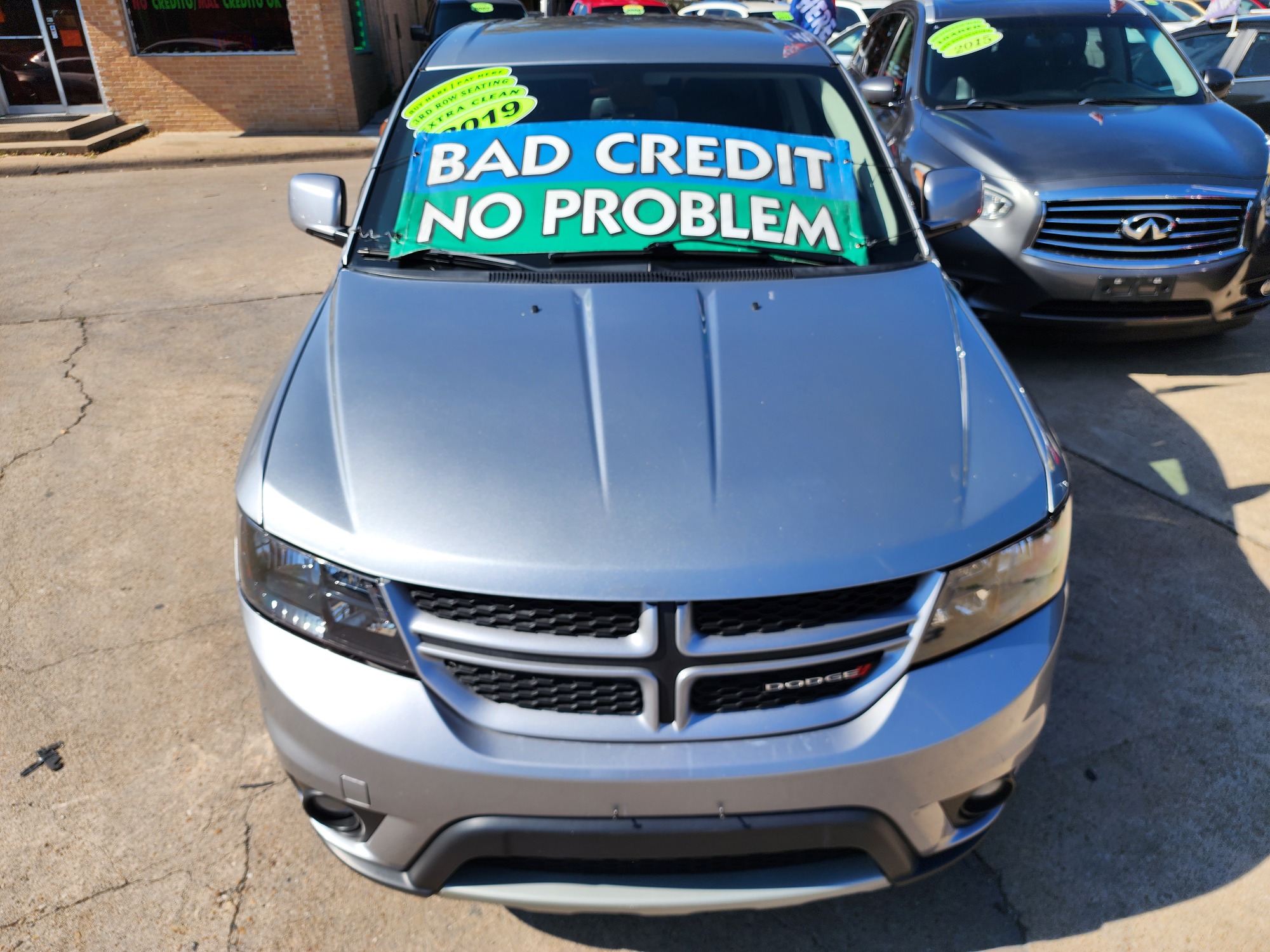 2019 SILVER Dodge Journey GT (3C4PDCEG3KT) with an 3.6L V6 DOHC 24V engine, 6A transmission, located at 2660 S.Garland Avenue, Garland, TX, 75041, (469) 298-3118, 32.885551, -96.655602 - Welcome to DallasAutos4Less, one of the Premier BUY HERE PAY HERE Dealers in the North Dallas Area. We specialize in financing to people with NO CREDIT or BAD CREDIT. We need proof of income, proof of residence, and a ID. Come buy your new car from us today!! This is a SUPER CLEAN 2019 DODGE JOUR - Photo #8